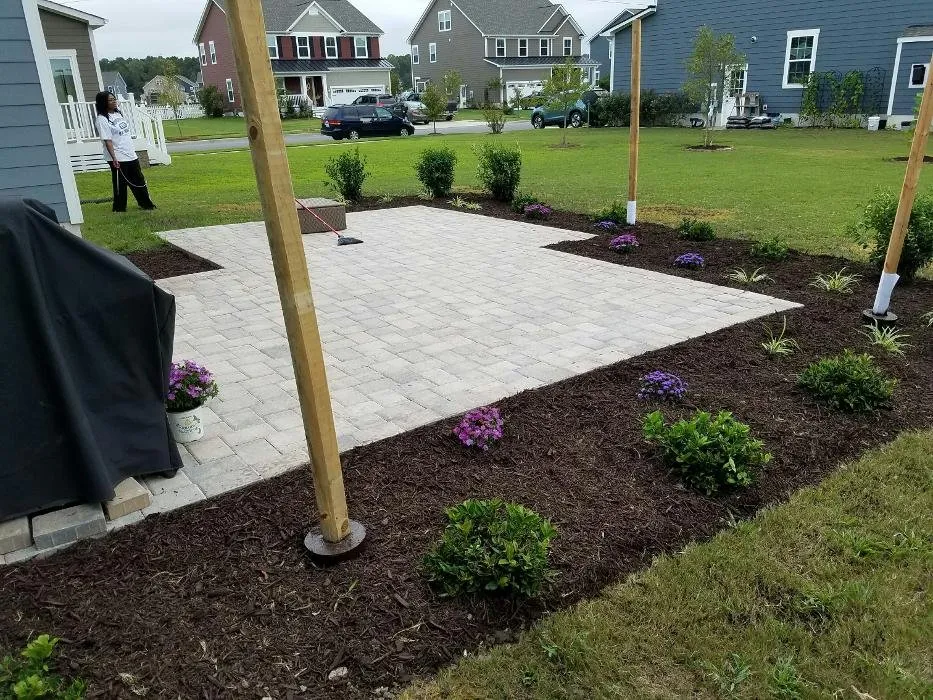 Trusted yard maintenance in Chesapeake, VA by R&D Lawn and Landscaping