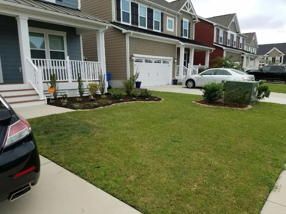 Custom garden landscaping in Chesapeake, VA by R&D Lawn and Landscaping