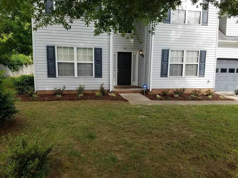 Local yard cleanup service for year-round maintenance in Chesapeake, VA by R&D Lawn and Landscaping
