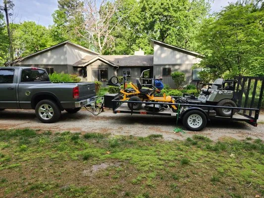 R&D Lawn Services Logo