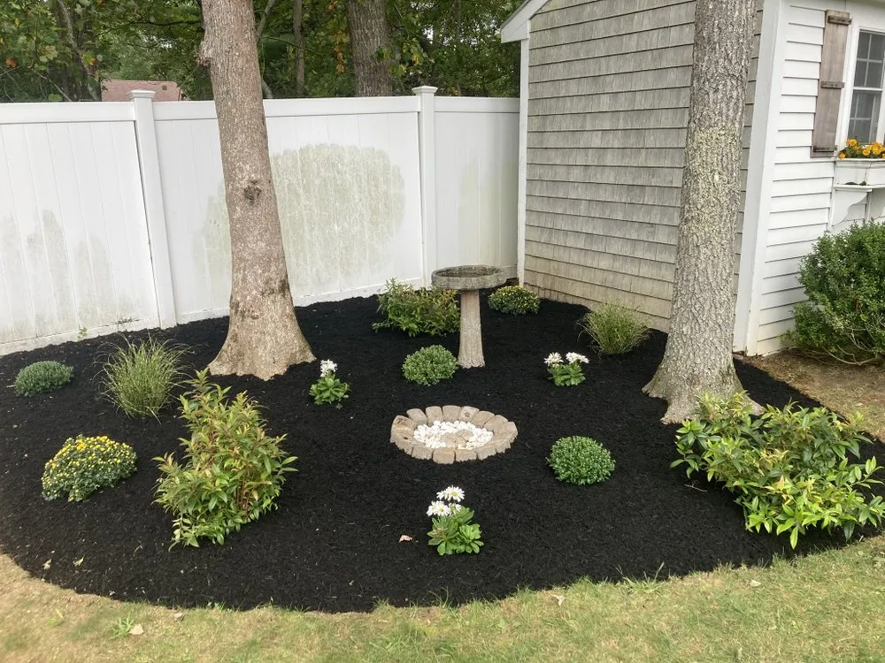 Professional yard maintenance experts serving New Bedford, MA - R&D Lawncare & Hardscape