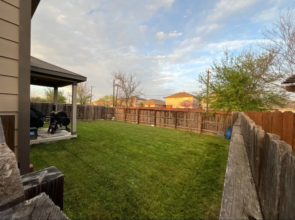 Professional garden landscaping experts serving San Antonio, TX - RD Mowing