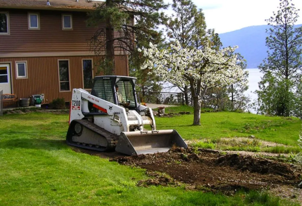 Professional garden landscaping for homes in Yucaipa, CA by R&D PAINT