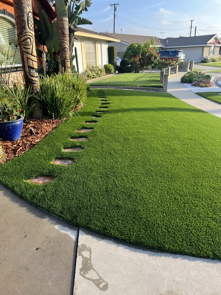 Affordable residential landscaping experts serving Garden Grove, CA - RD Turf and Putting Greens