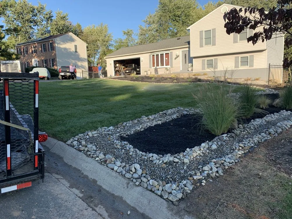 Reliable outdoor landscaping for homes in Montgomery Village, MD by RD7 Landscaping