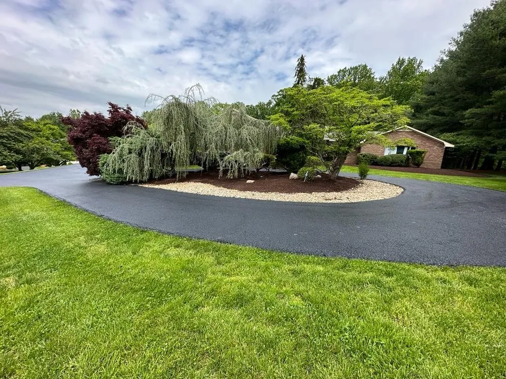 Expert yard cleanup service for year-round maintenance in Montgomery Village, MD by RD7 Landscaping