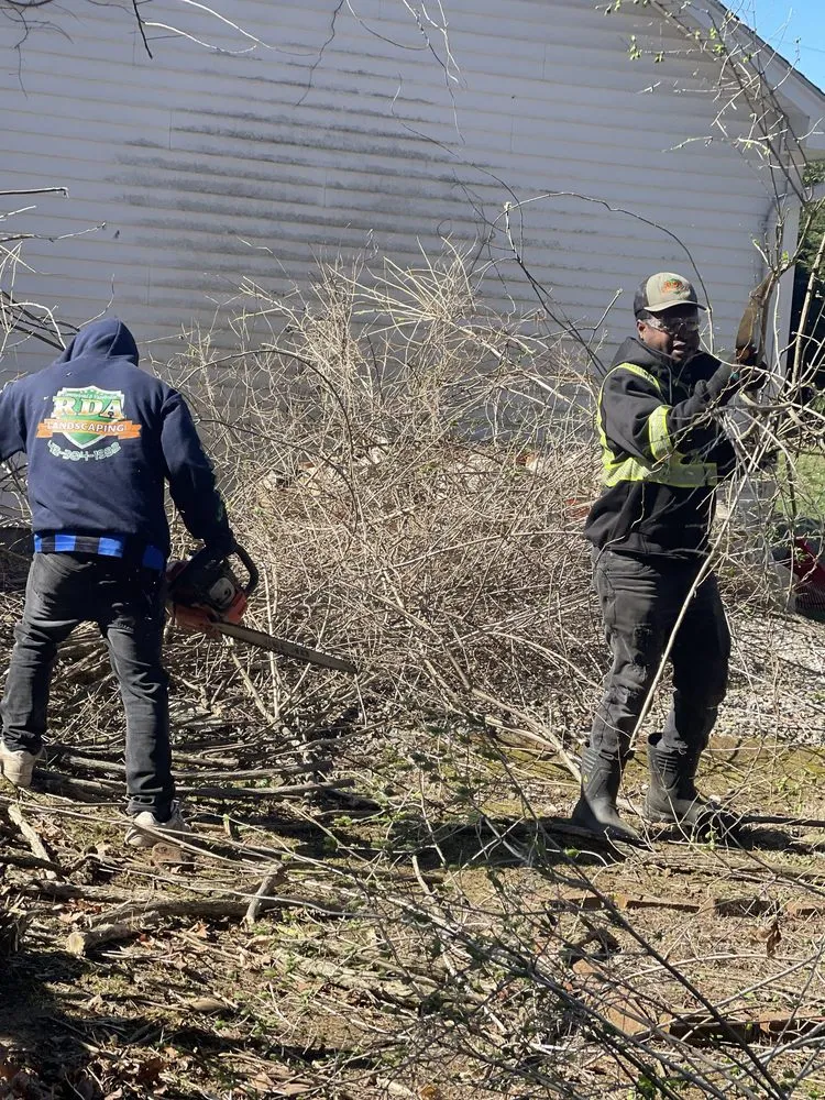 Expert residential landscaping experts serving Springfield, MA - RDA Landscaping