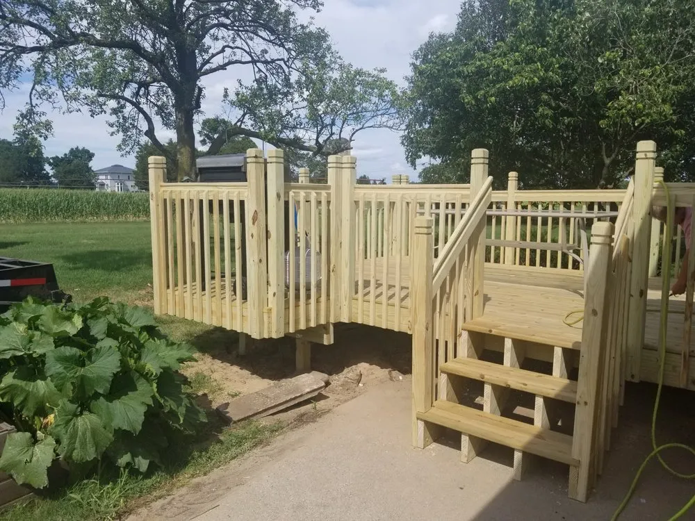 Local outdoor landscaping experts serving Bristol, IN - RDB Construction And Lawncare