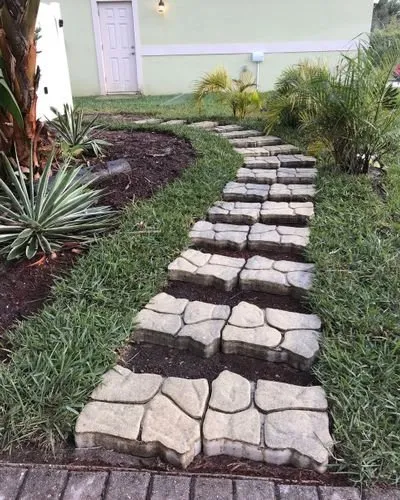 Local lawn mowing service in Merritt Island, FL - R&E Pro