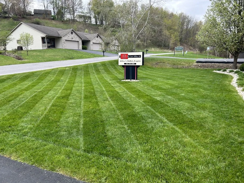 Affordable garden landscaping experts serving DuBois, PA - Read Property Management