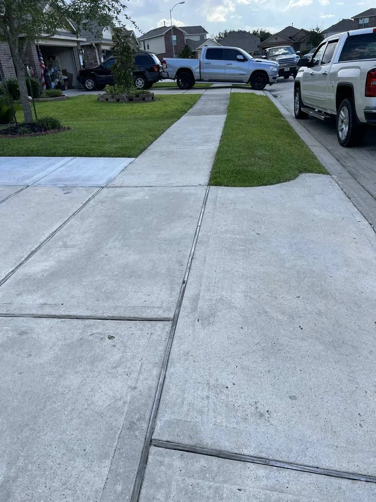 Professional landscape design for beautiful yards across Channelview, TX - Ready Men Lawn Service