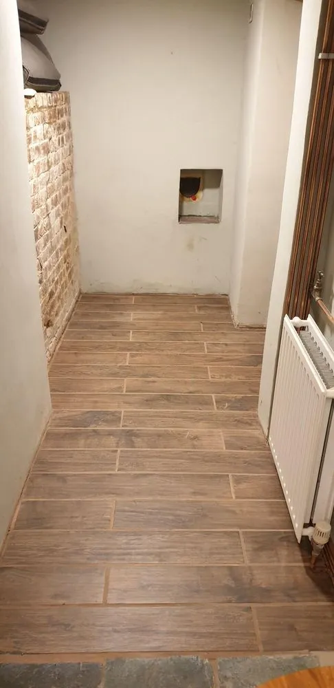 Custom lawn mowing service with custom design in Sweetwater, TX by Real Deal Curb Appeal