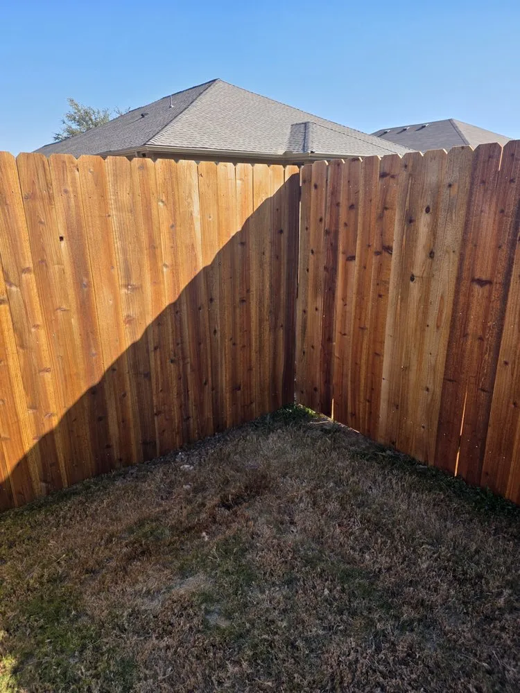 Affordable yard cleanup service in Sweetwater, TX by Real Deal Curb Appeal