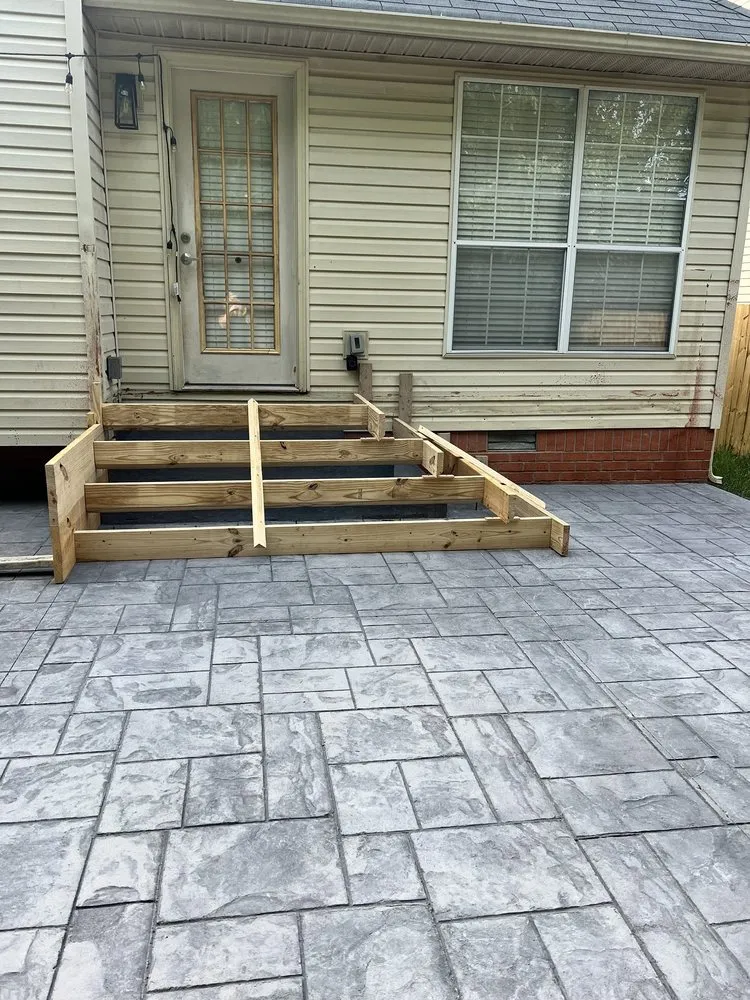 Custom lawn mowing service in Franklin, TN by Real Deal Landscapes