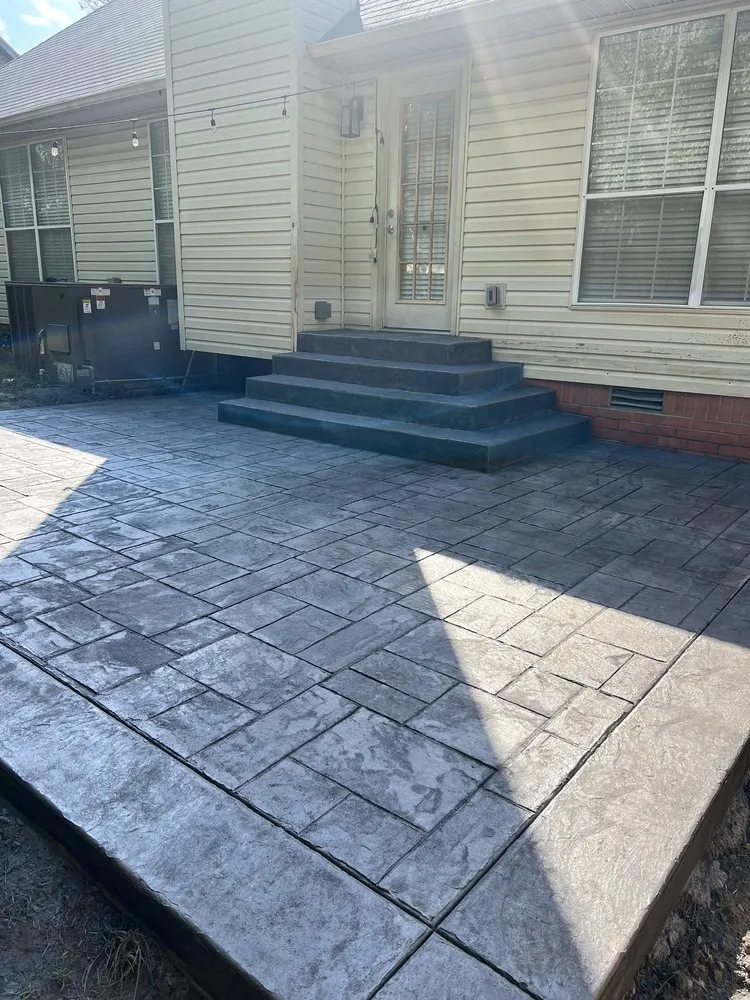 Professional landscape installation for beautiful yards in Franklin, TN by Real Deal Landscapes