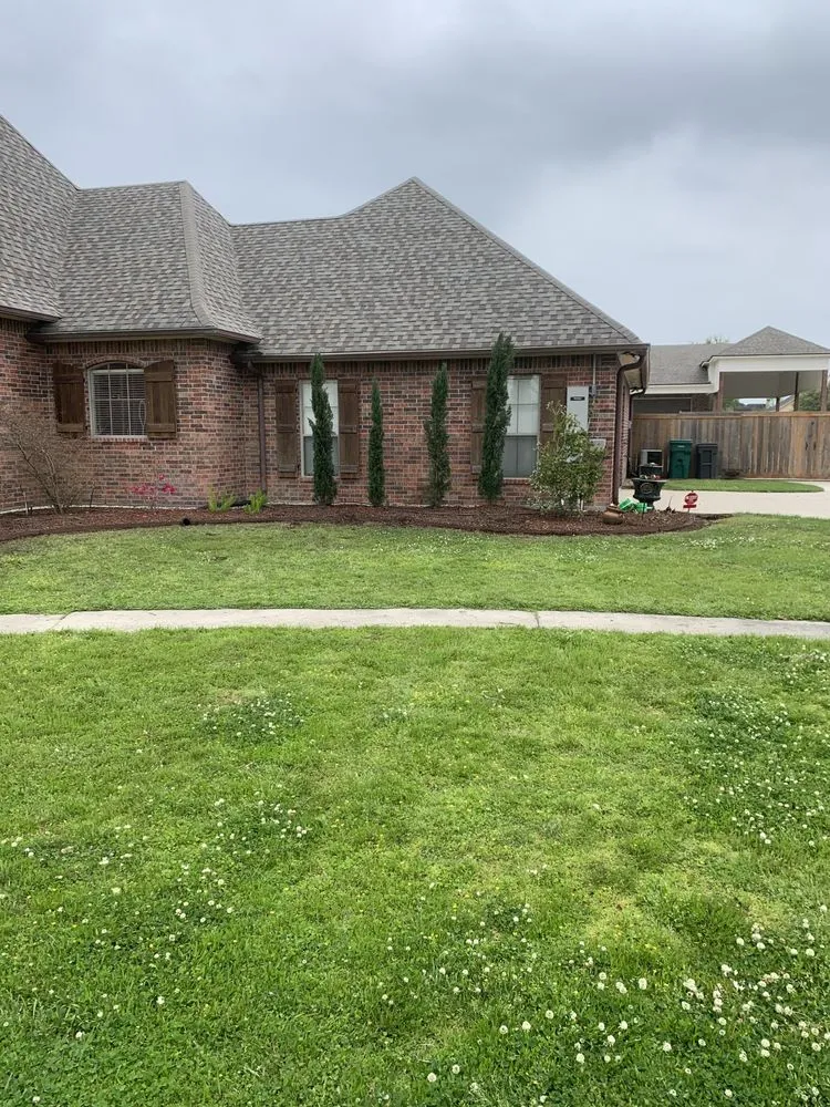 Affordable yard maintenance in Youngsville, LA - Real Deal Lawn Service