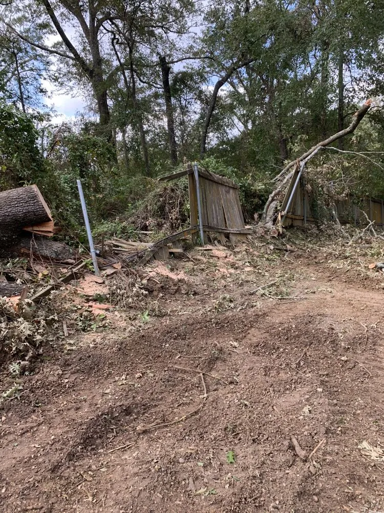 Top-rated garden landscaping for outdoor upgrades in Youngsville, LA by Real Deal Lawn Service