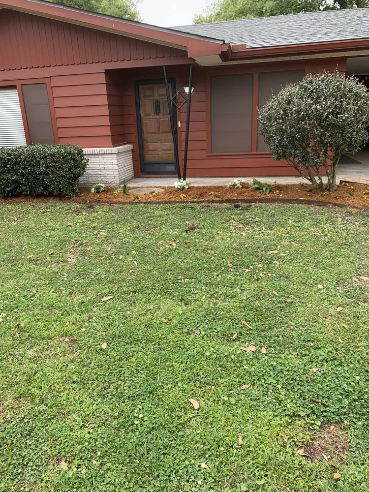 Custom yard cleanup service in Youngsville, LA - Real Deal Lawn Service