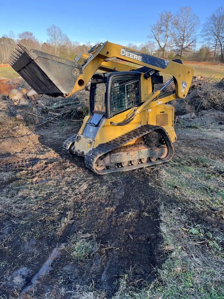 Affordable landscaping services in Hickory, NC by Real Free Outdoors