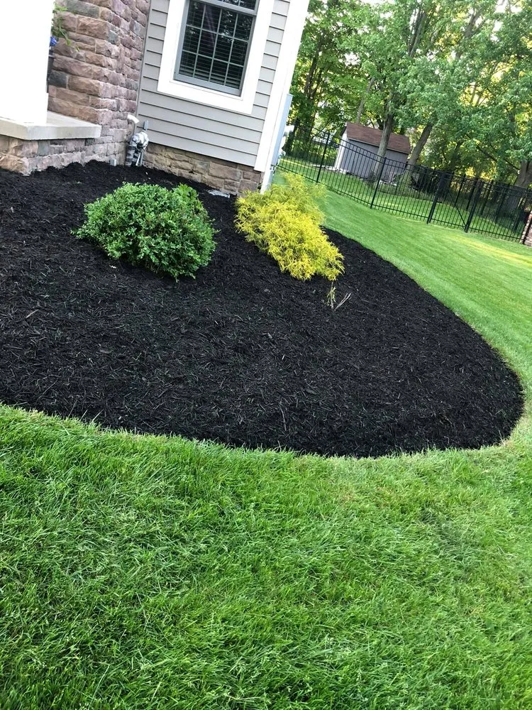 Custom landscaping services experts serving Cuyahoga Falls, OH - Real Green Landscaping