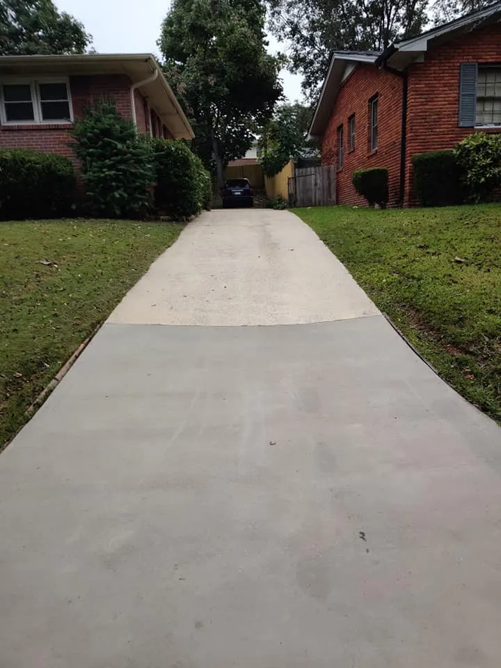 Professional outdoor landscaping in Birmingham, AL - Real Men Mobile Detailing And Pressure Washing