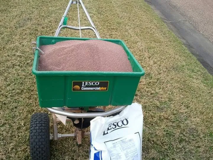 Affordable lawn mowing service in Jackson, MS - Real Scape