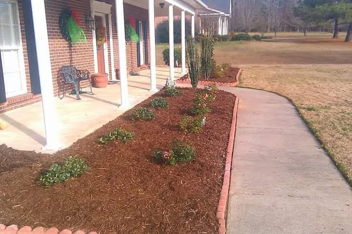 Top-rated landscape installation for homes in Jackson, MS by Real Scape
