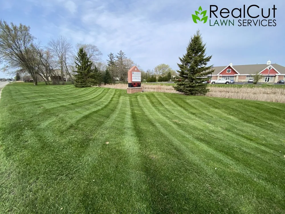 Affordable garden landscaping in Hales Corners, WI - RealCut Lawn Service
