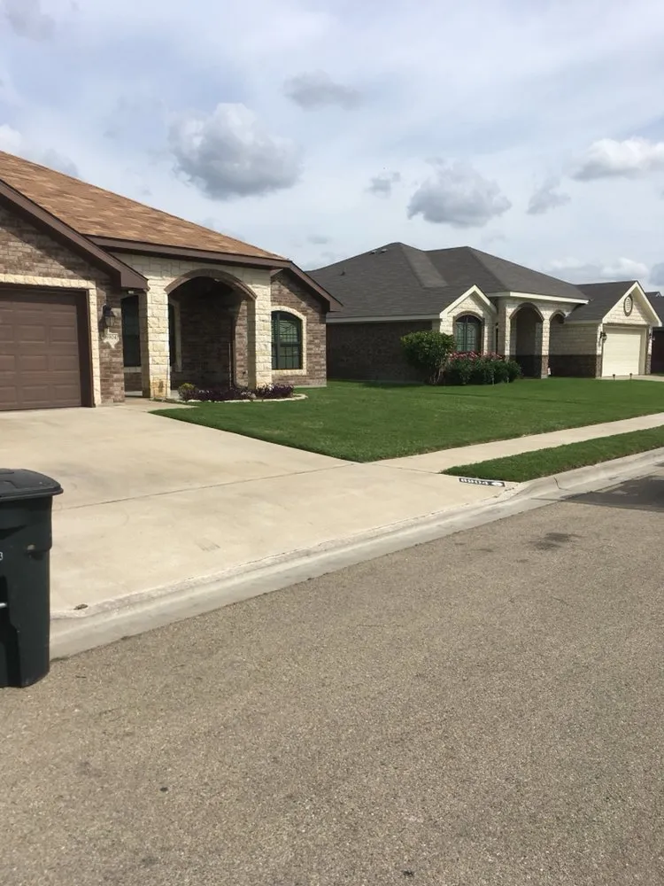 Expert yard maintenance experts serving Killeen, TX - Really Nice and Affordable Lawn Service