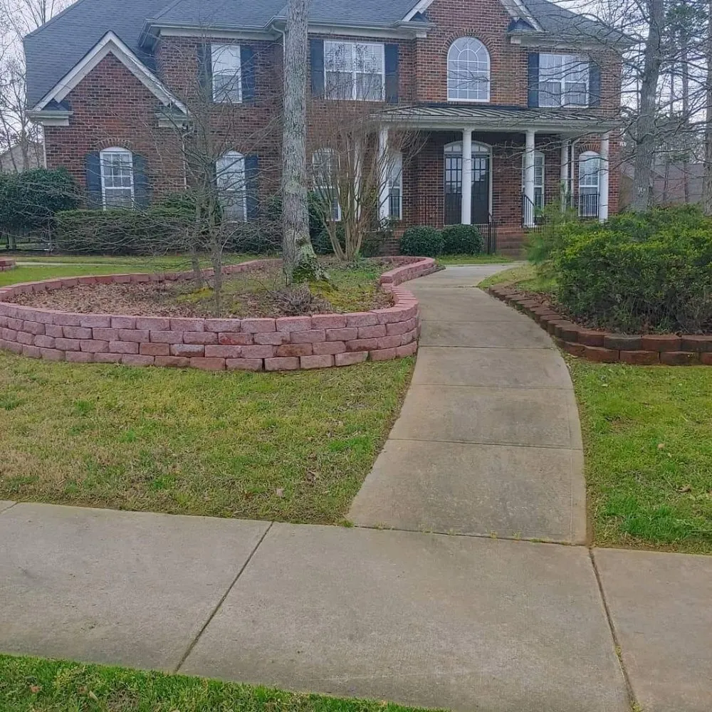 Top-rated lawn mowing service in Charlotte, NC by Reape's Lawn Care