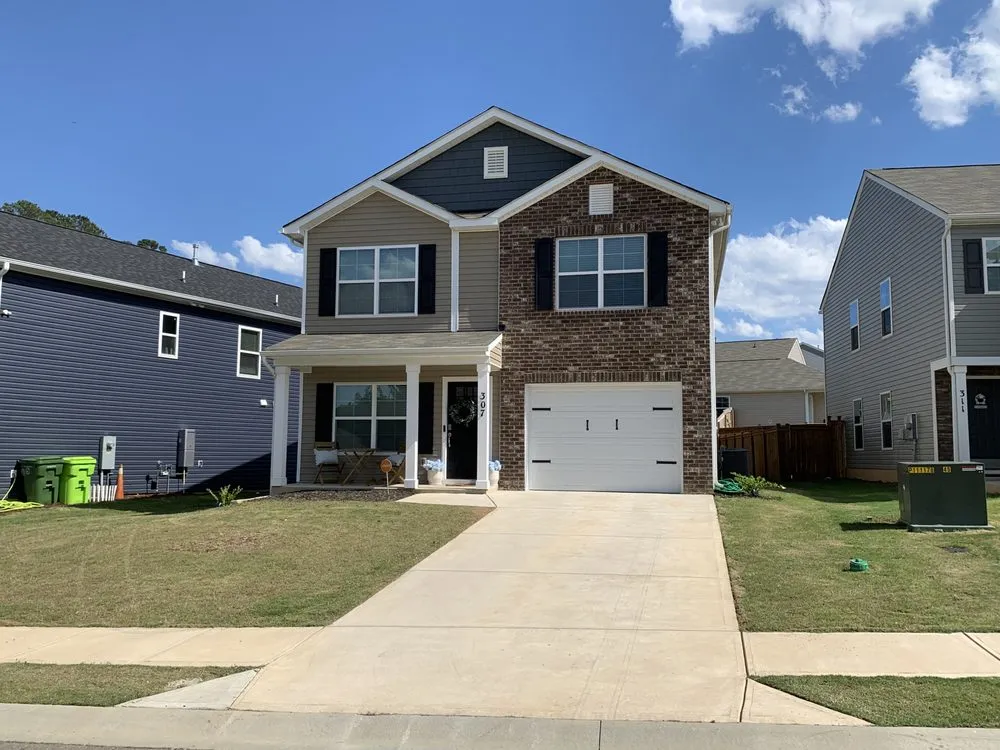 Trusted outdoor landscaping for residential properties in Columbia, SC by Reaves Lawn And Handman Service