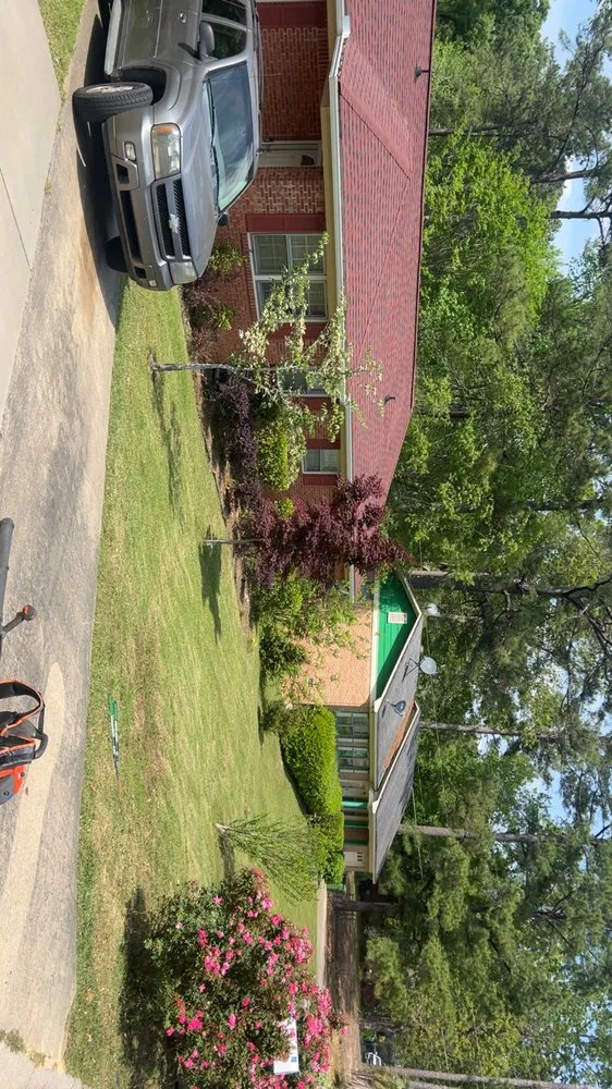 Custom landscape design for beautiful yards in Columbia, SC by Reaves Lawn And Handman Service