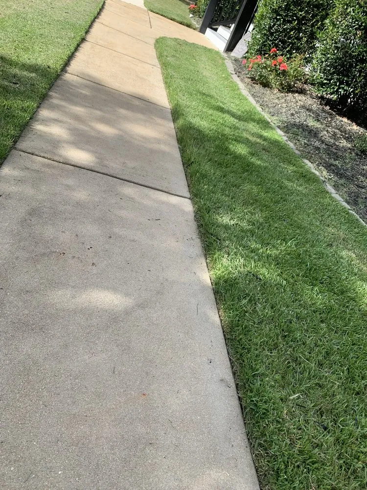 Affordable landscaping services in Columbia, SC - Reaves Lawn And Handman Service