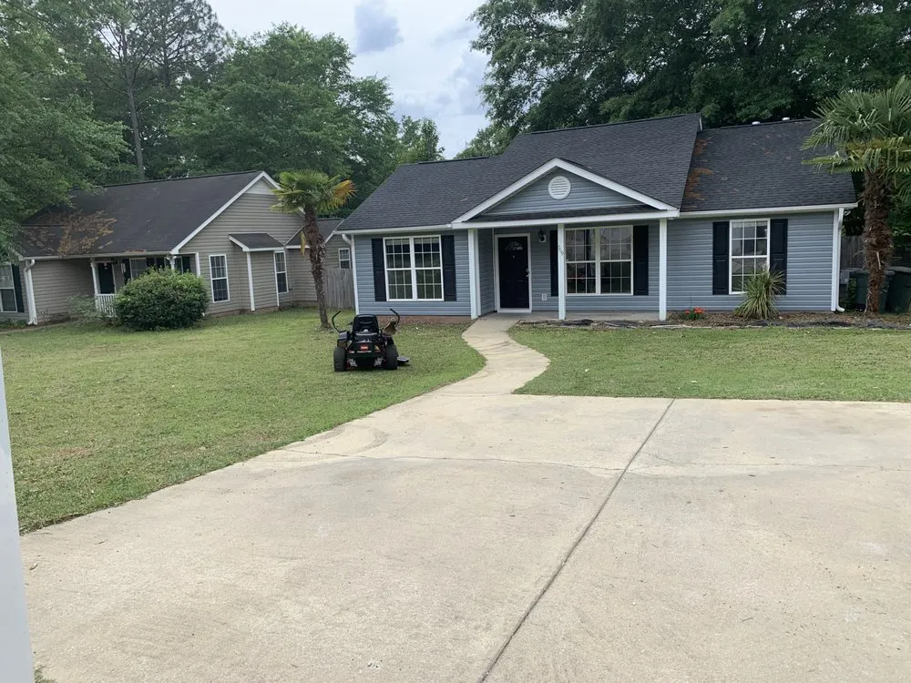 Affordable garden landscaping in Columbia, SC - Reaves Lawn And Handman Service