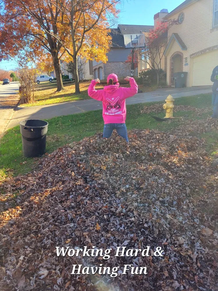 Trusted lawn mowing service in Broken Arrow, OK by Rebel Tree & Outdoor Service