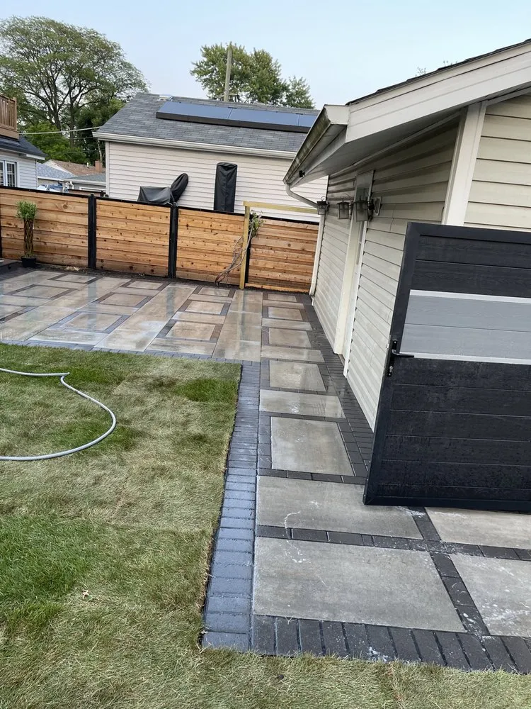 Expert yard maintenance for homes in Chicago, IL by Rebollo Landscaping