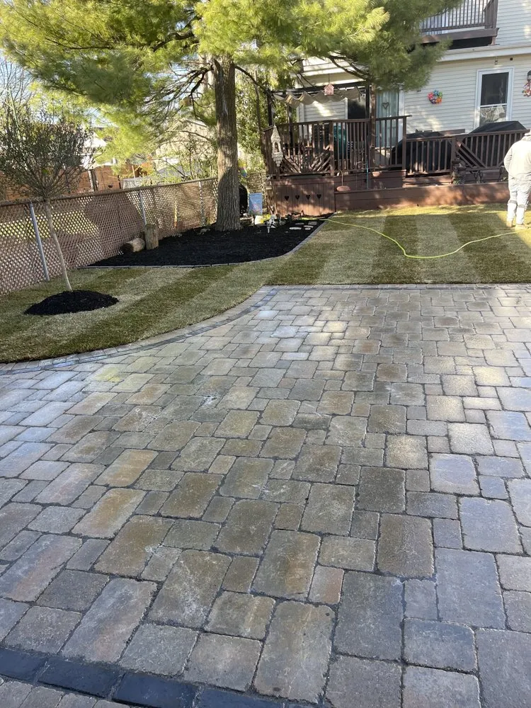 Trusted residential landscaping for residential properties across Chicago, IL - Rebollo Landscaping