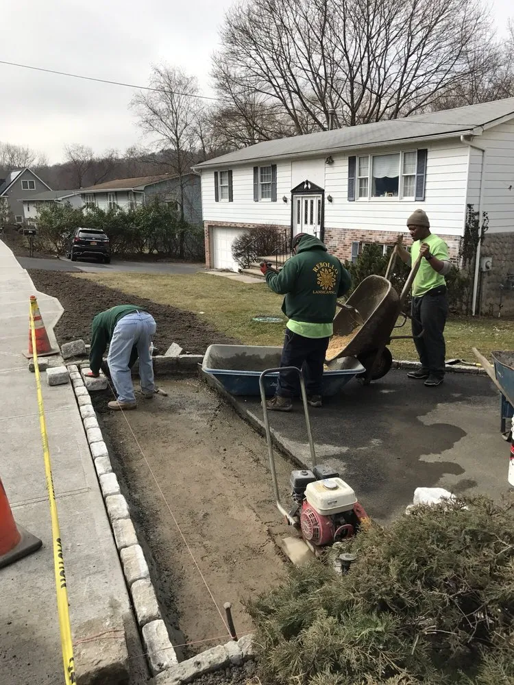 Professional landscaping services in Mount Vernon, NY by Rebollo Landscaping