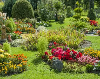 Professional residential landscaping experts serving Nampa, ID - Reborn Landscapes