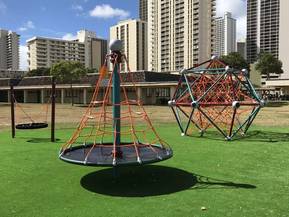 Affordable residential landscaping in Honolulu, HI by Rec and Roll