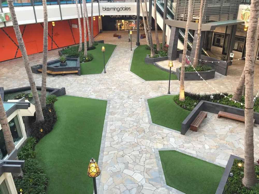 Expert yard cleanup service with custom design across Honolulu, HI - Rec and Roll