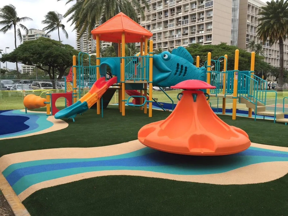 Professional lawn care service in Honolulu, HI - Rec and Roll