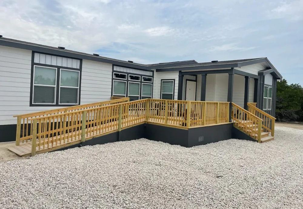 Custom yard maintenance for homes across Cedar Creek, TX - Recillas Remodeling