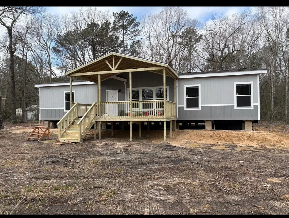 Professional residential landscaping in Cedar Creek, TX by Recillas Remodeling