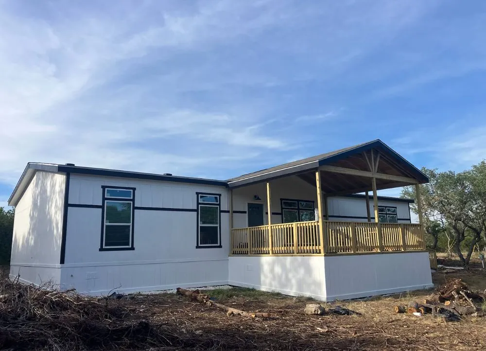 Top-rated lawn mowing service for outdoor upgrades across Cedar Creek, TX - Recillas Remodeling