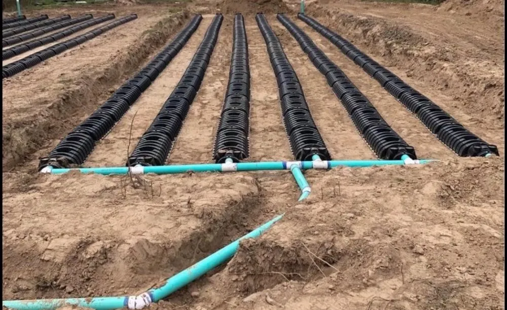 Affordable lawn mowing service in Cedar Creek, TX - Recillas Remodeling