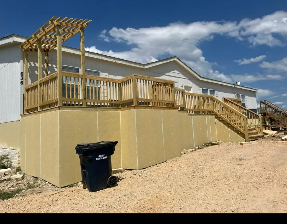 Professional garden landscaping experts serving Cedar Creek, TX - Recillas Remodeling