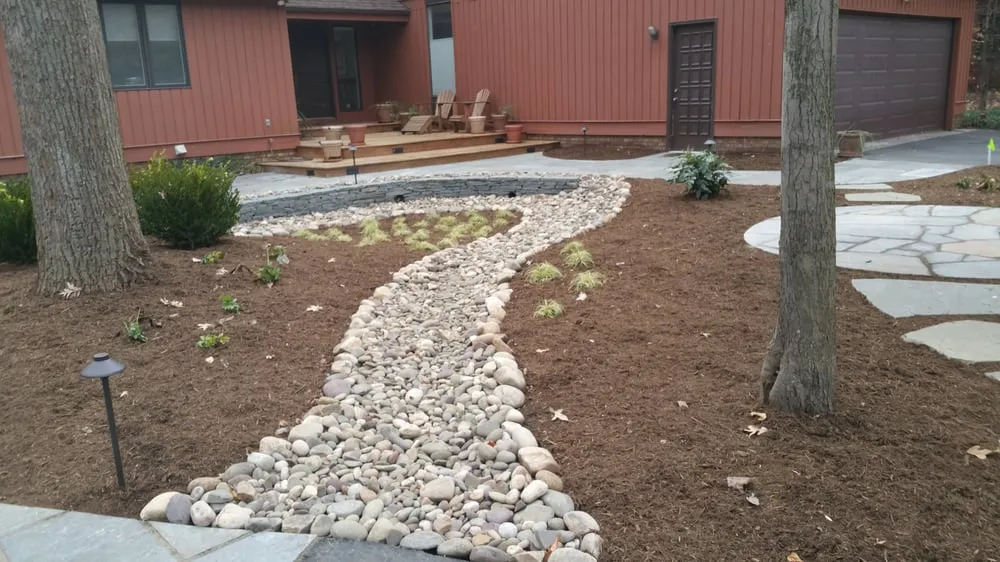 Top-rated lawn care service for outdoor upgrades across Edgewater, MD - Recinos Landscaping and Tree Services