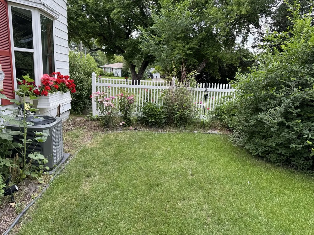 Affordable yard maintenance with custom design across Grand Forks, ND - Reco lawncare