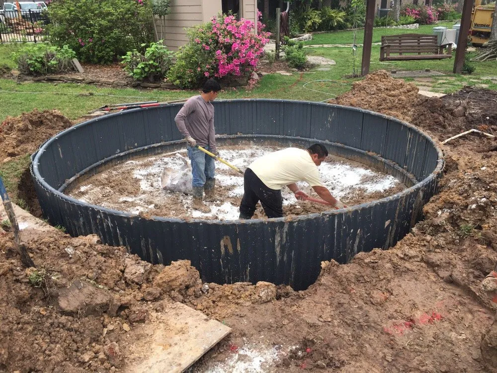 Custom yard cleanup service in The Woodlands, TX by Recreation Pro